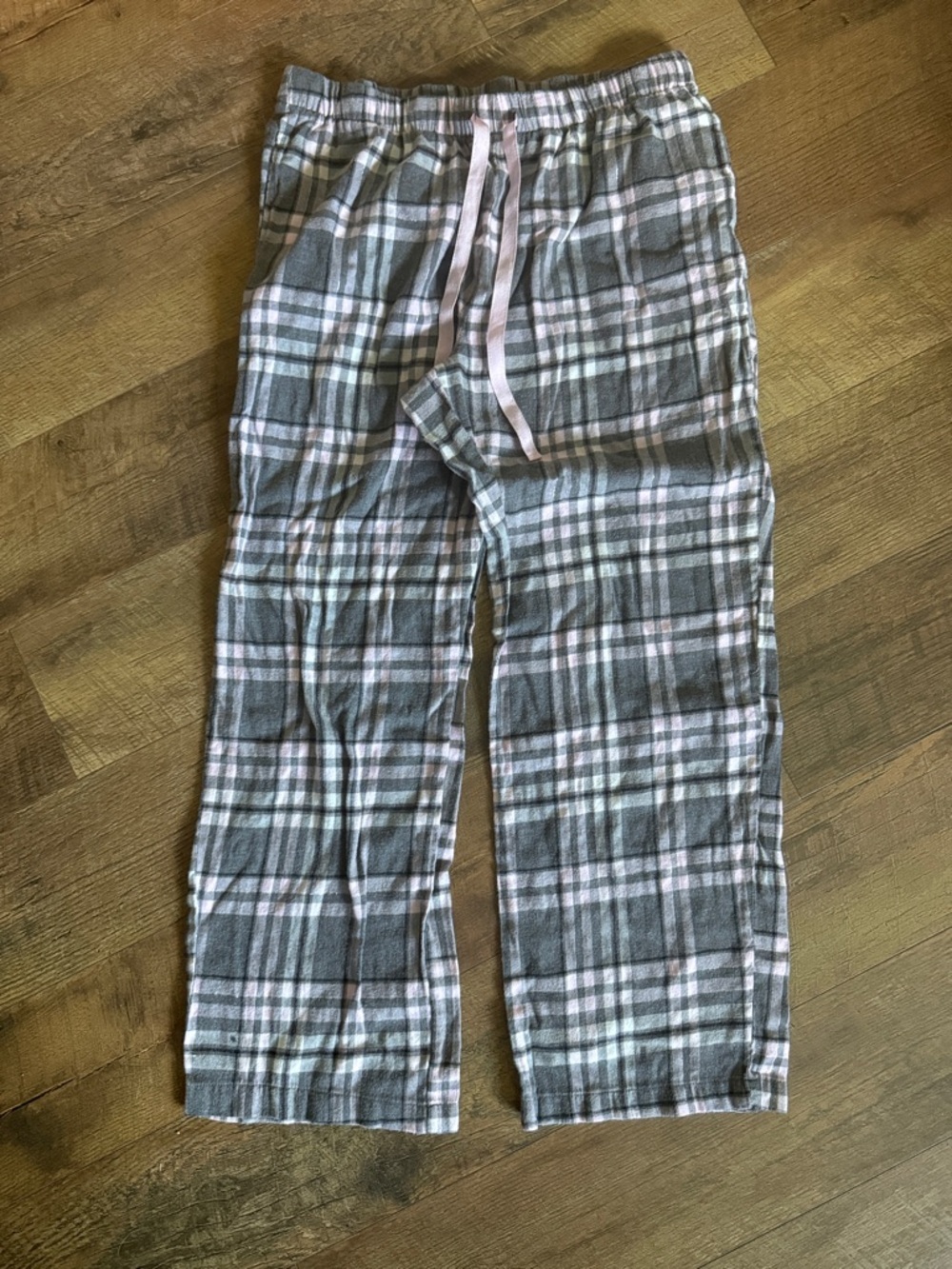 Joyspun Cozy Gray & Pink Plaid Flannel Lounge Pants